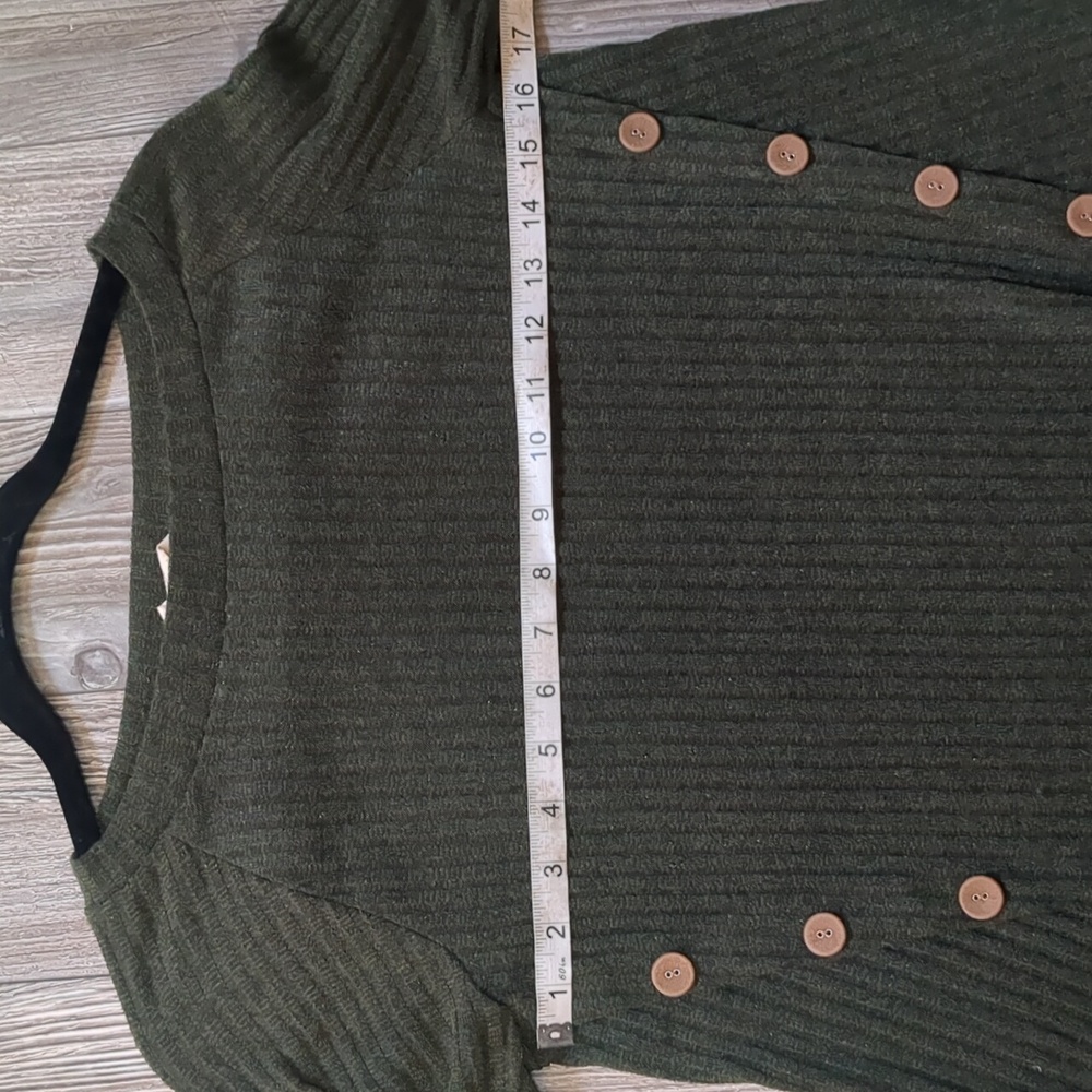 5/$25 Chocolate USA Green Ribbed Sweater Size S - Picture 2 of 6